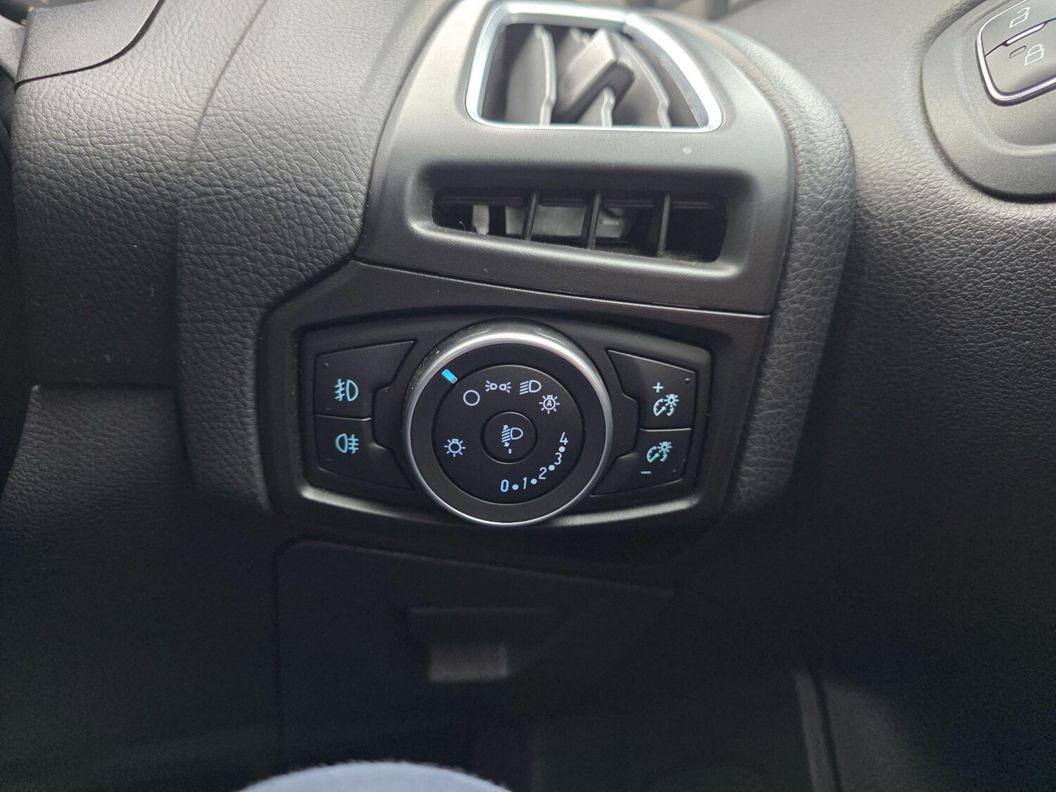 Used Ford Focus for sale - 77537281: Photo 37