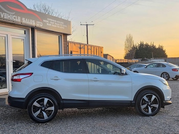 Used Nissan Qashqai 2015 for sale - 78585908: Photo