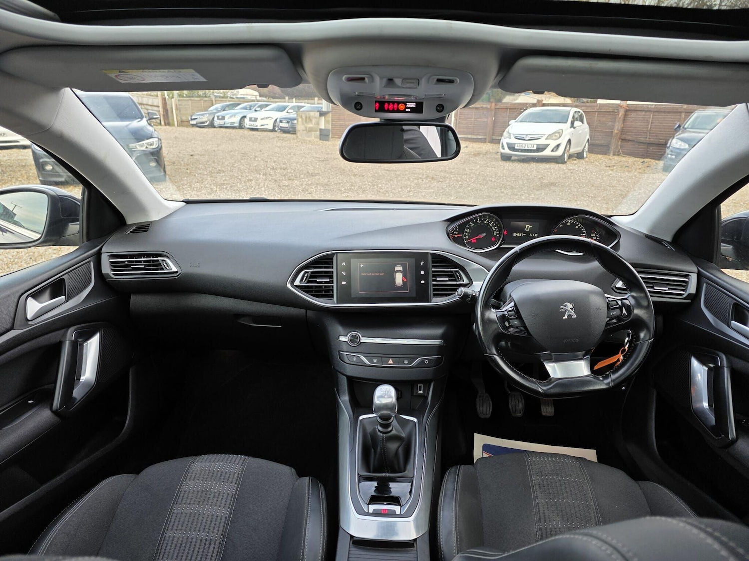 Used Peugeot 308 2019 for sale - 76632845: Photo 14