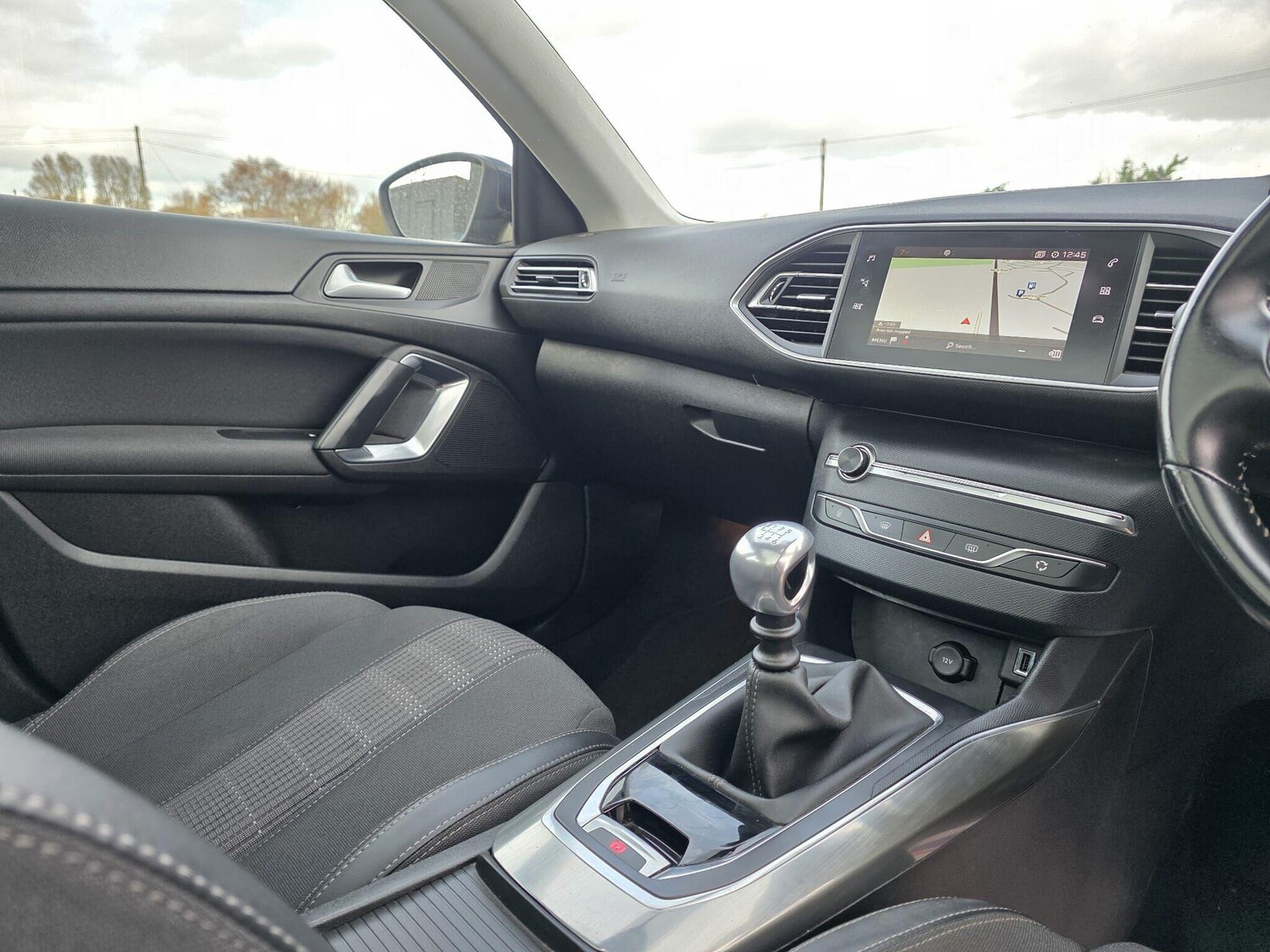 Used Peugeot 308 2019 for sale - 76632845: Photo 17