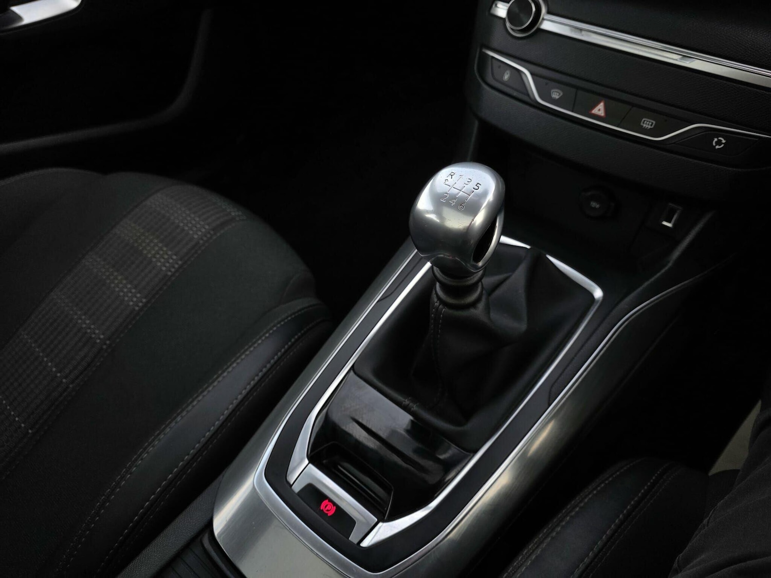 Used Peugeot 308 2019 for sale - 76632845: Photo 18