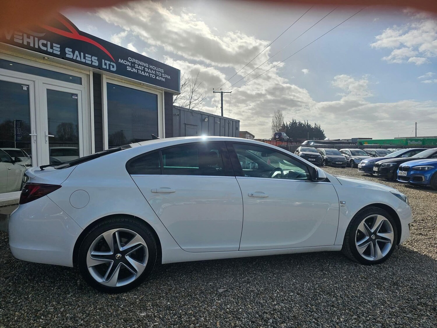 Used Vauxhall Insignia 2016 for sale - 76599424: Photo 3