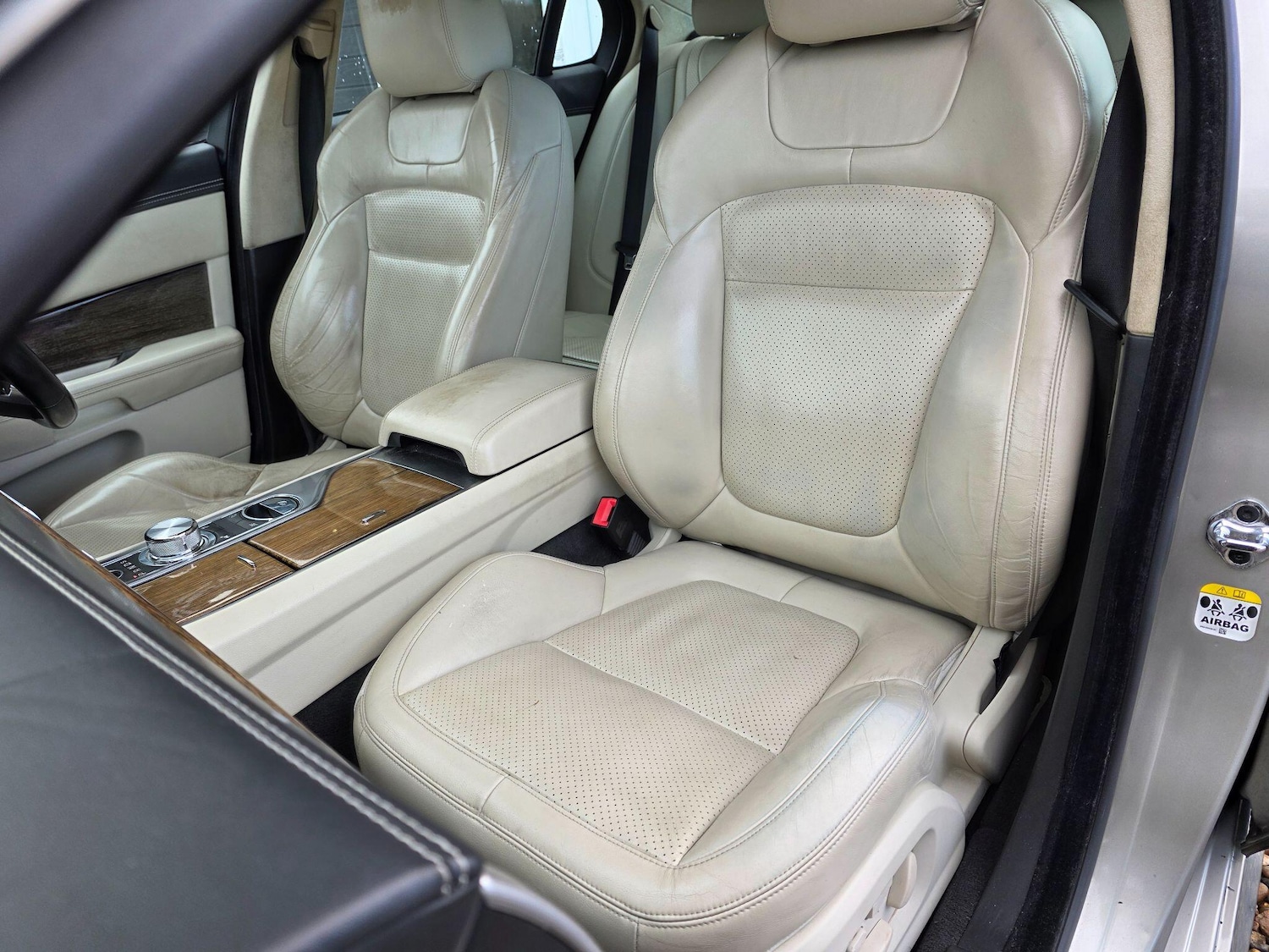 Used Jaguar XF 2012 for sale - 77267303: Photo 19