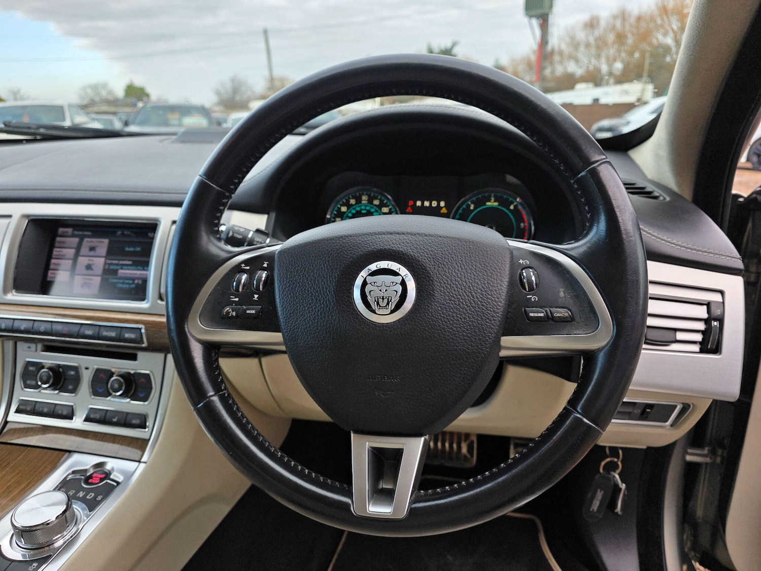 Used Jaguar XF 2012 for sale - 77267303: Photo 21