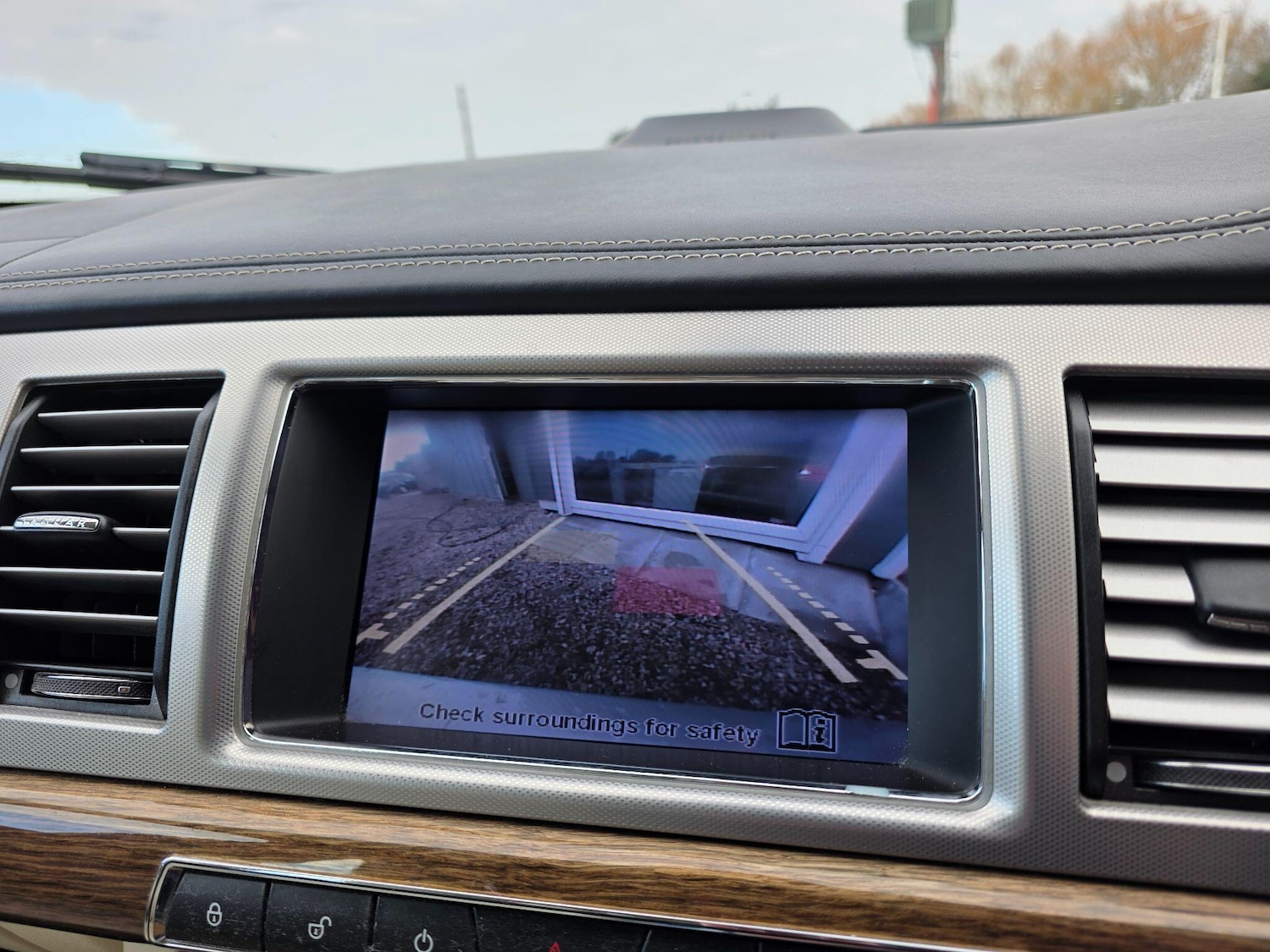 Used Jaguar XF 2012 for sale - 77267303: Photo 29