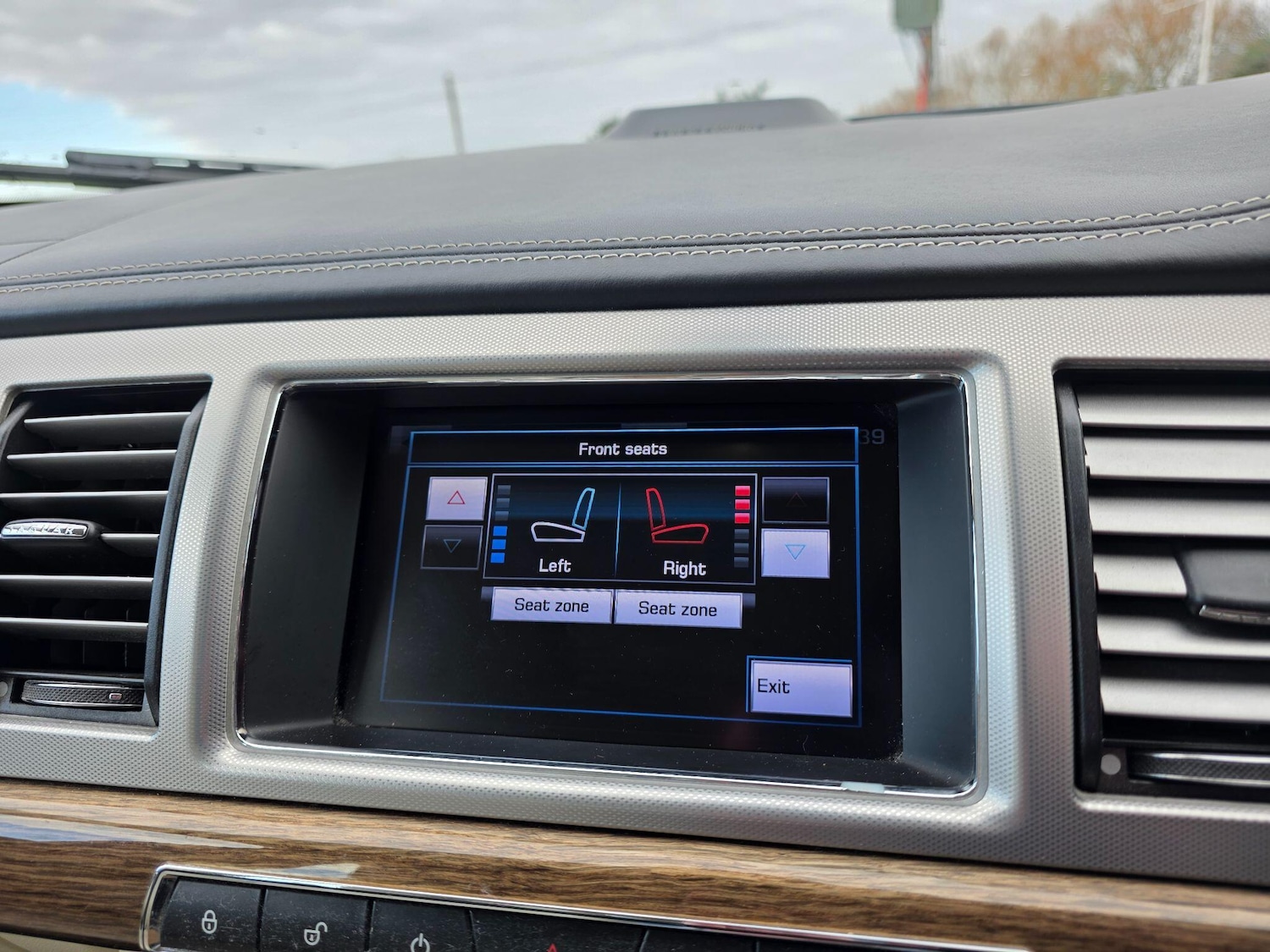 Used Jaguar XF 2012 for sale - 77267303: Photo 30