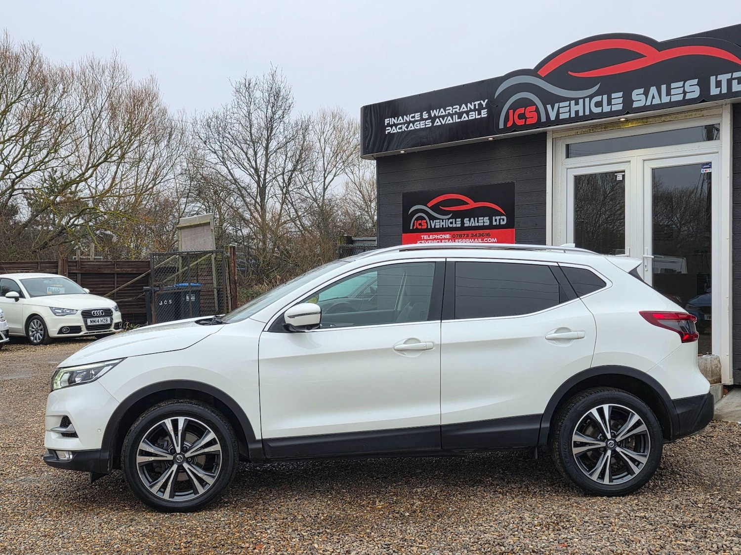 Used Nissan Qashqai 2017 for sale - 77425101: Photo 11