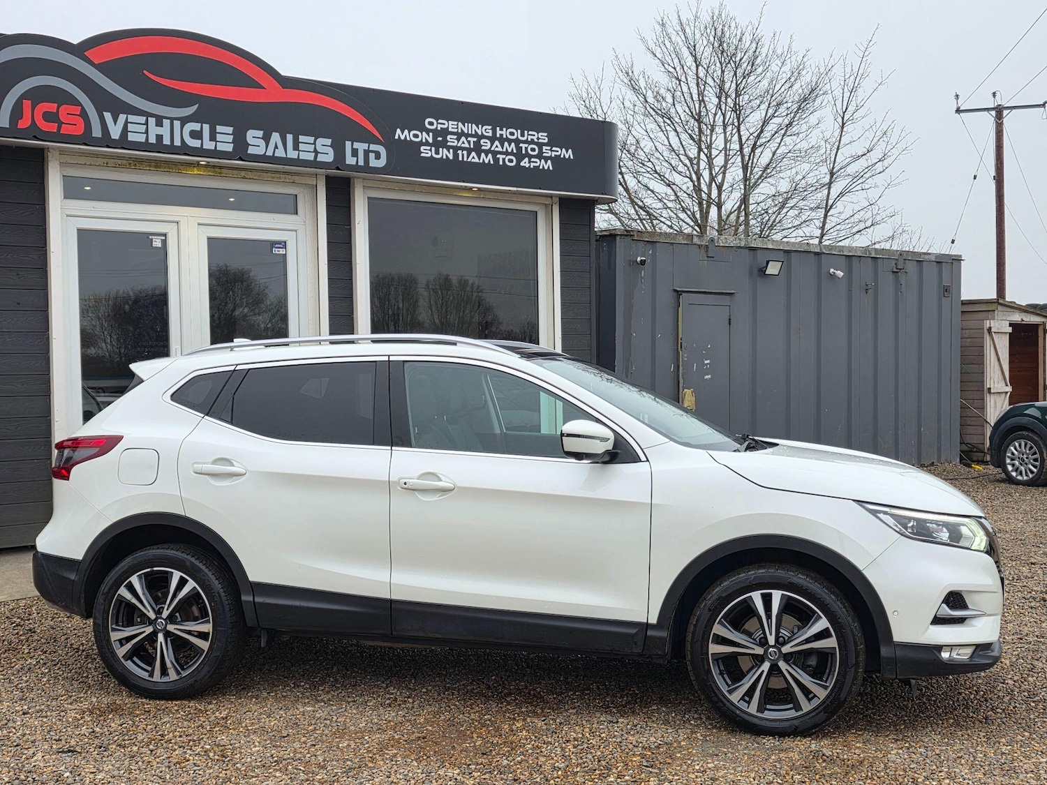 Used Nissan Qashqai 2017 for sale - 77425101: Photo 3