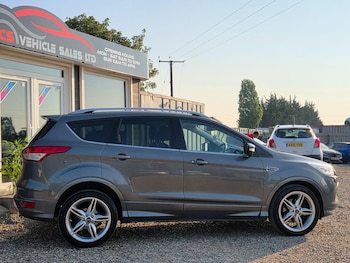 Used Ford Kuga 2013 for sale - 79532201: Photo