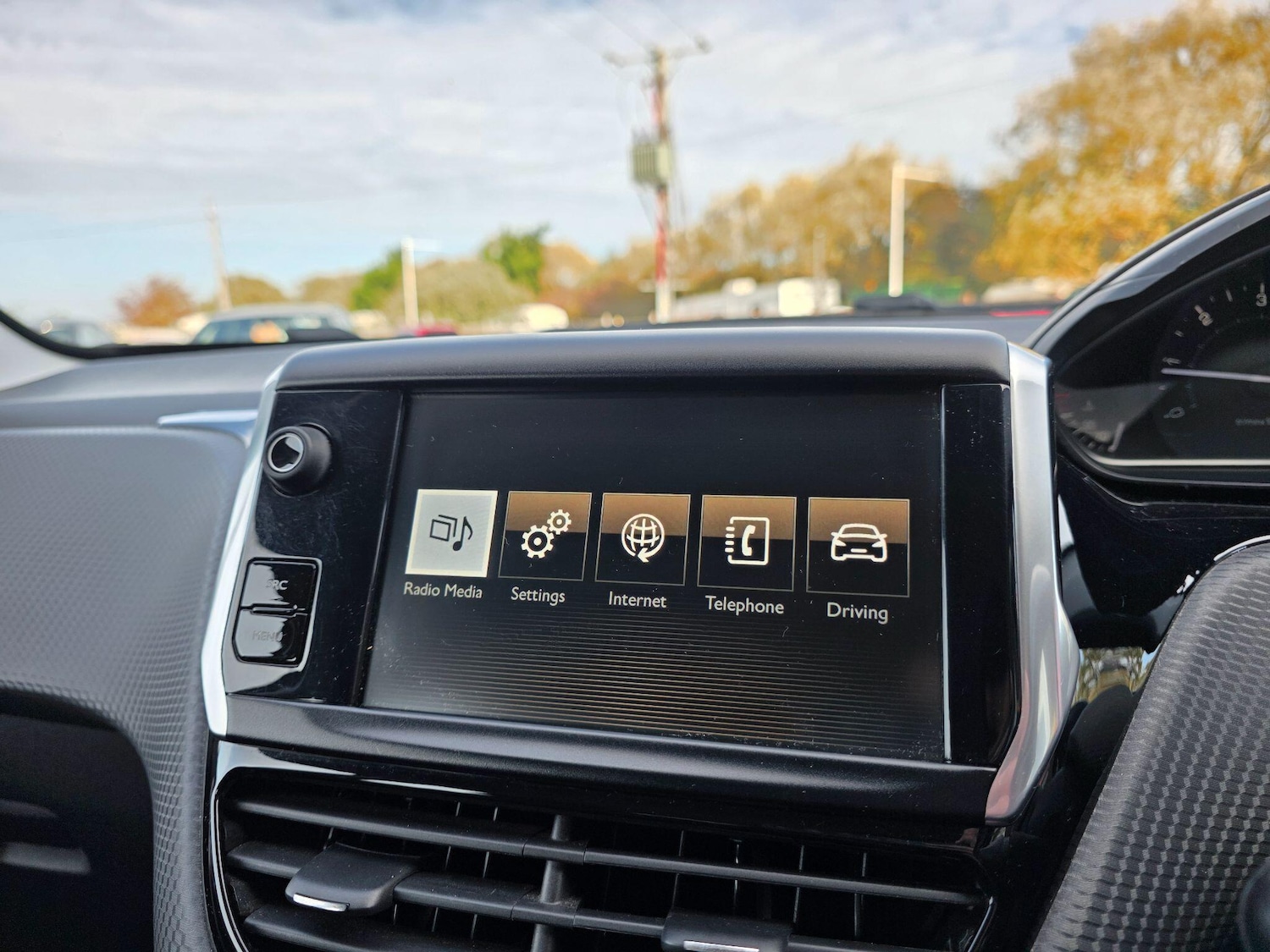 Used Peugeot 2008 2015 for sale - 76898560: Photo 26