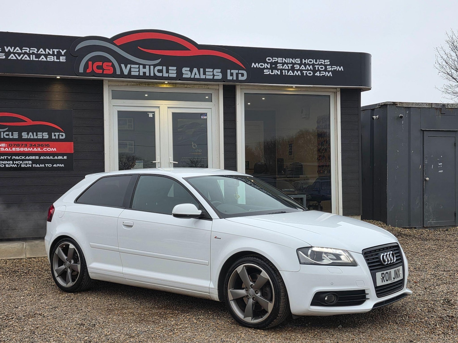 Used Audi A3 2011 for sale - 77330537: Photo 2