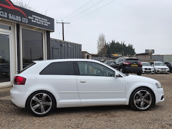 Used Audi A3 2011 for sale - 77330537: Photo