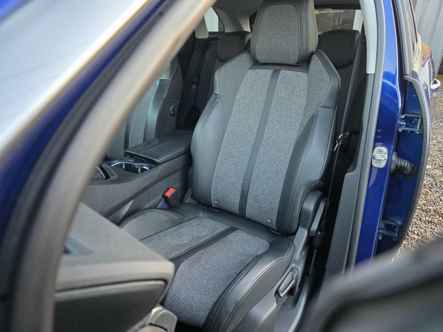 Used Peugeot 3008 2017 for sale - 76688997: Photo 18