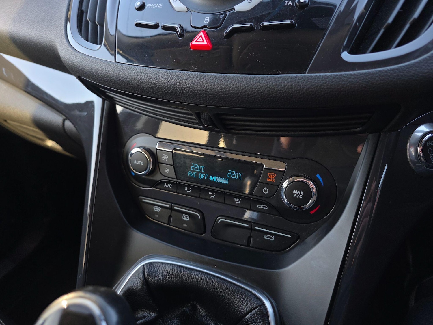 Used Ford Kuga 2014 for sale - 77737874: Photo 29