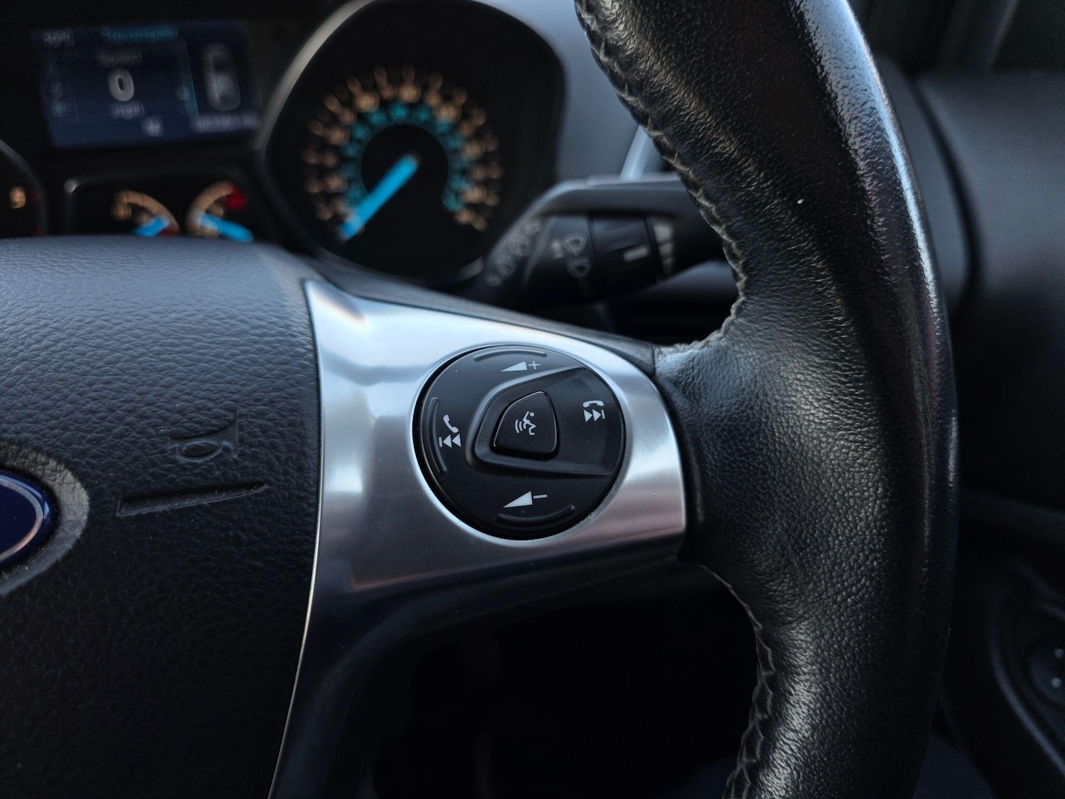 Used Ford Kuga 2014 for sale - 77737874: Photo 38