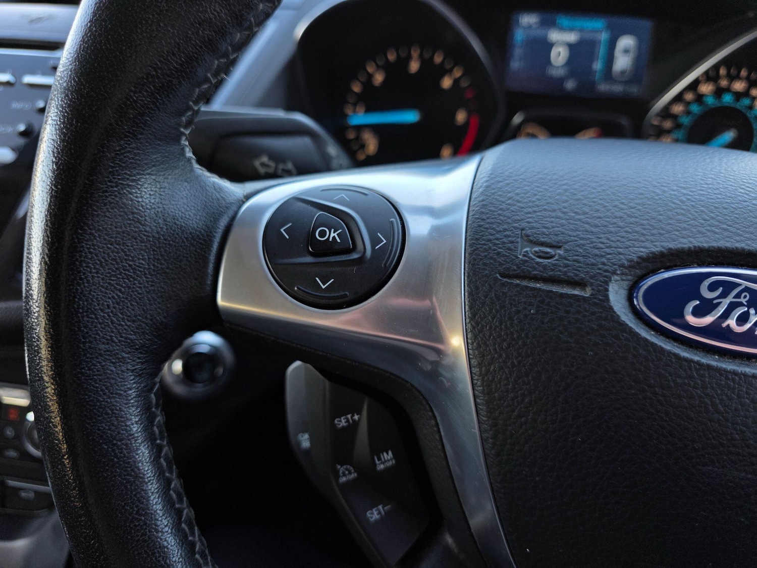 Used Ford Kuga 2014 for sale - 77737874: Photo 39