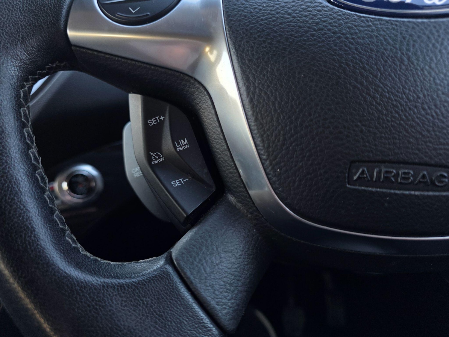 Used Ford Kuga 2014 for sale - 77737874: Photo 40