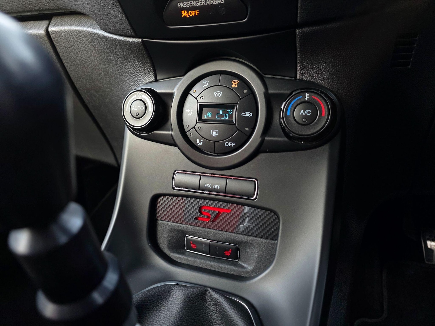 Used Ford Fiesta 2015 for sale - 77598354: Photo 29