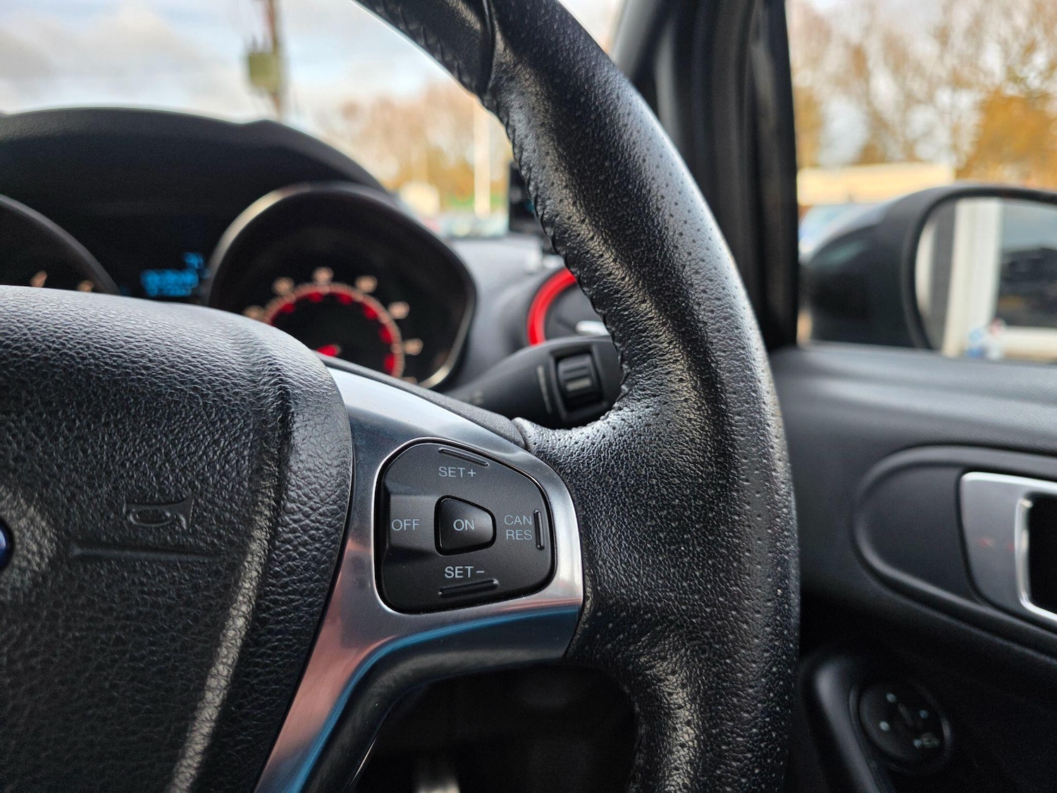 Used Ford Fiesta 2015 for sale - 77598354: Photo 38