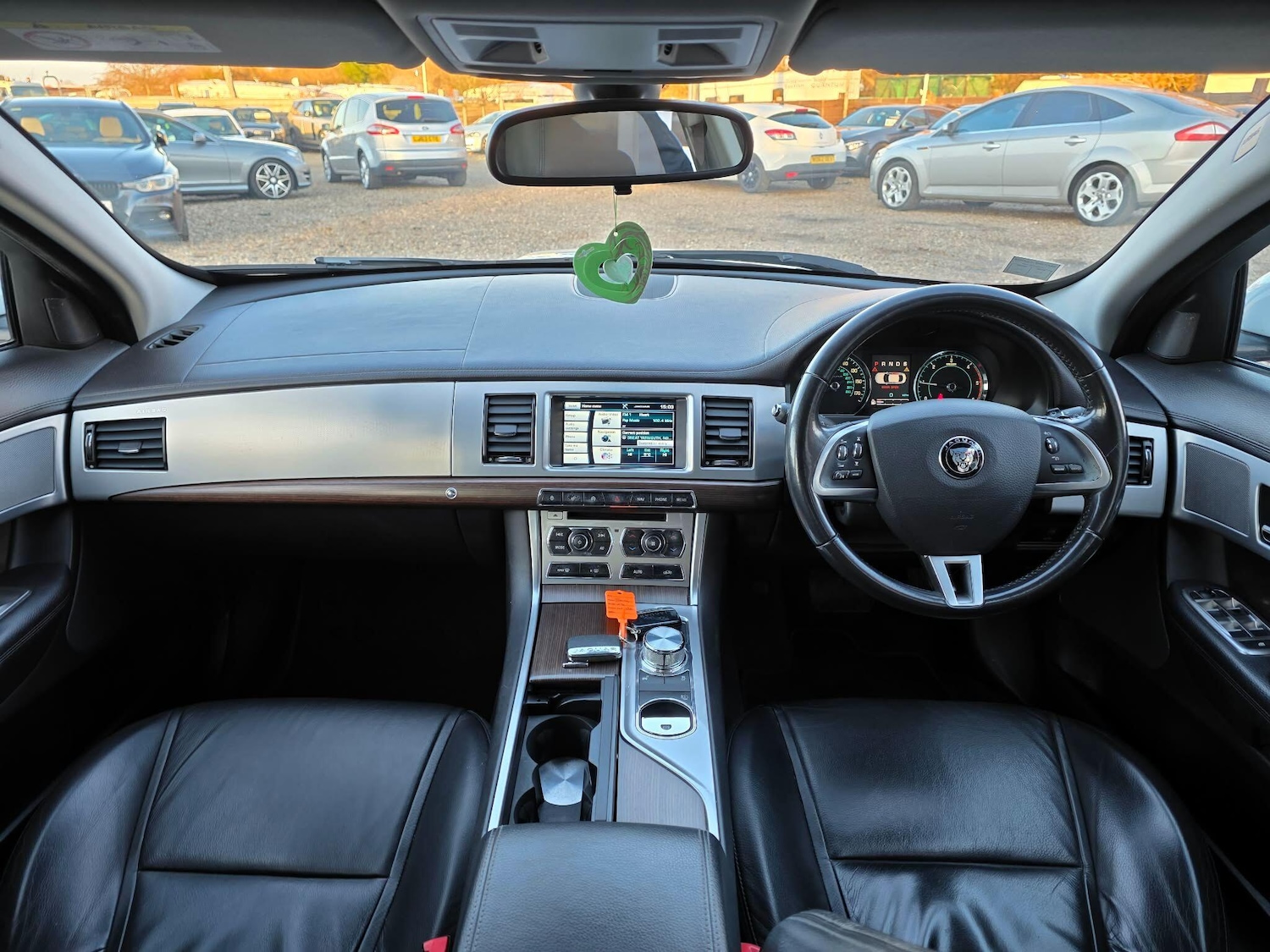 Used Jaguar XF 2013 for sale - 77163424: Photo 15