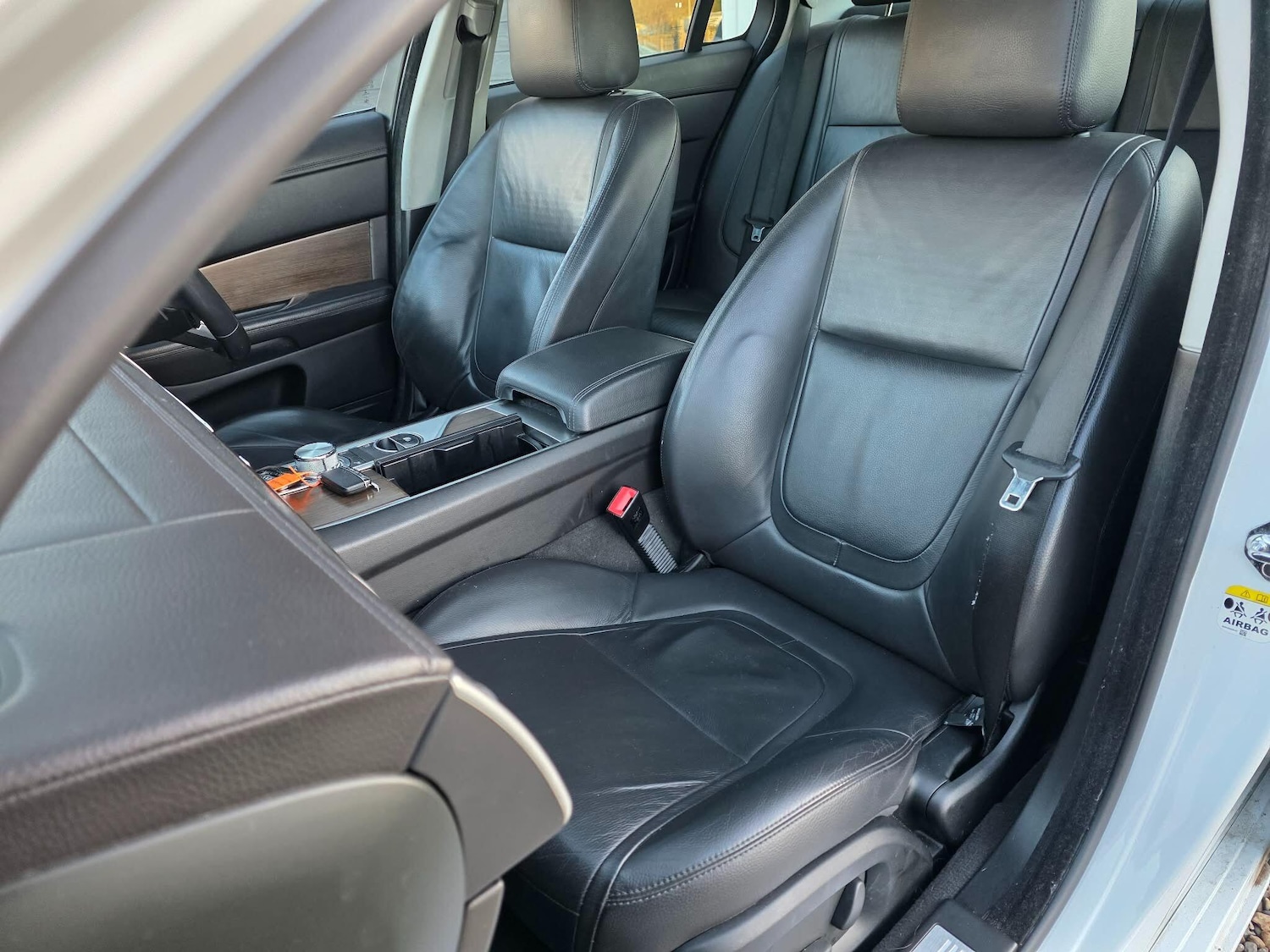 Used Jaguar XF 2013 for sale - 77163424: Photo 16