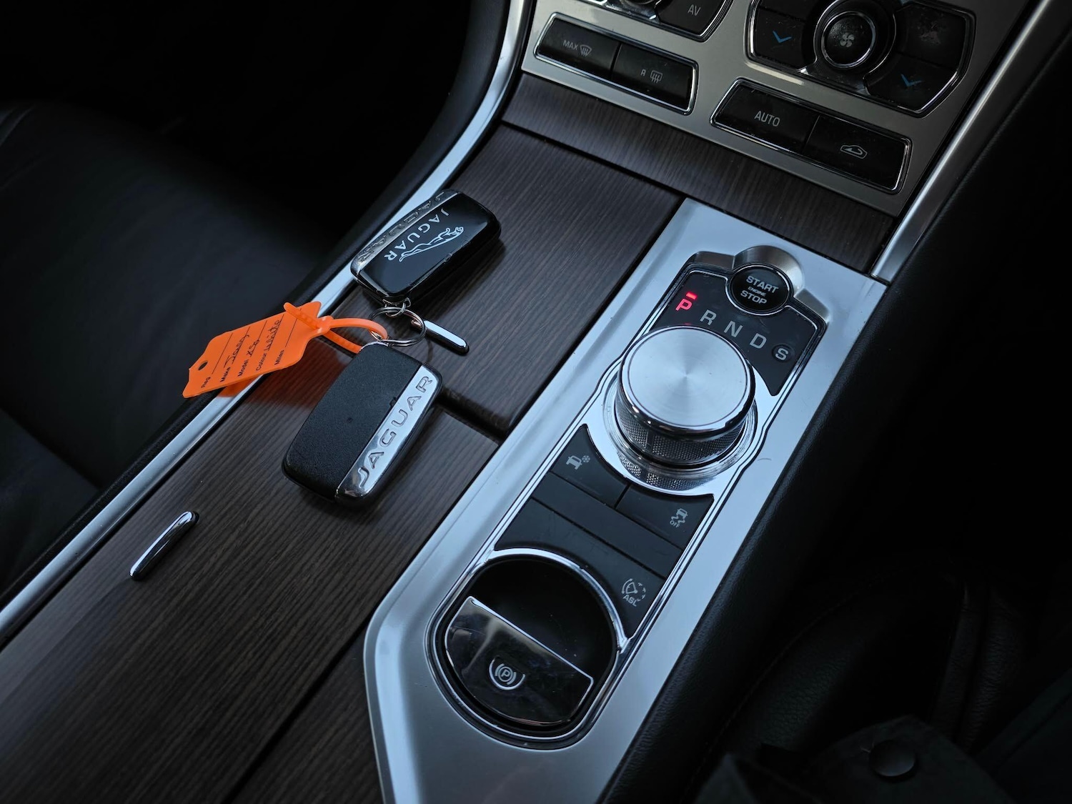 Used Jaguar XF 2013 for sale - 77163424: Photo 21