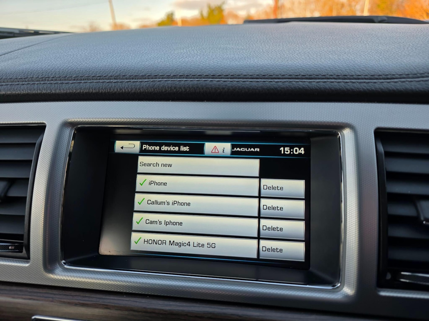 Used Jaguar XF 2013 for sale - 77163424: Photo 24