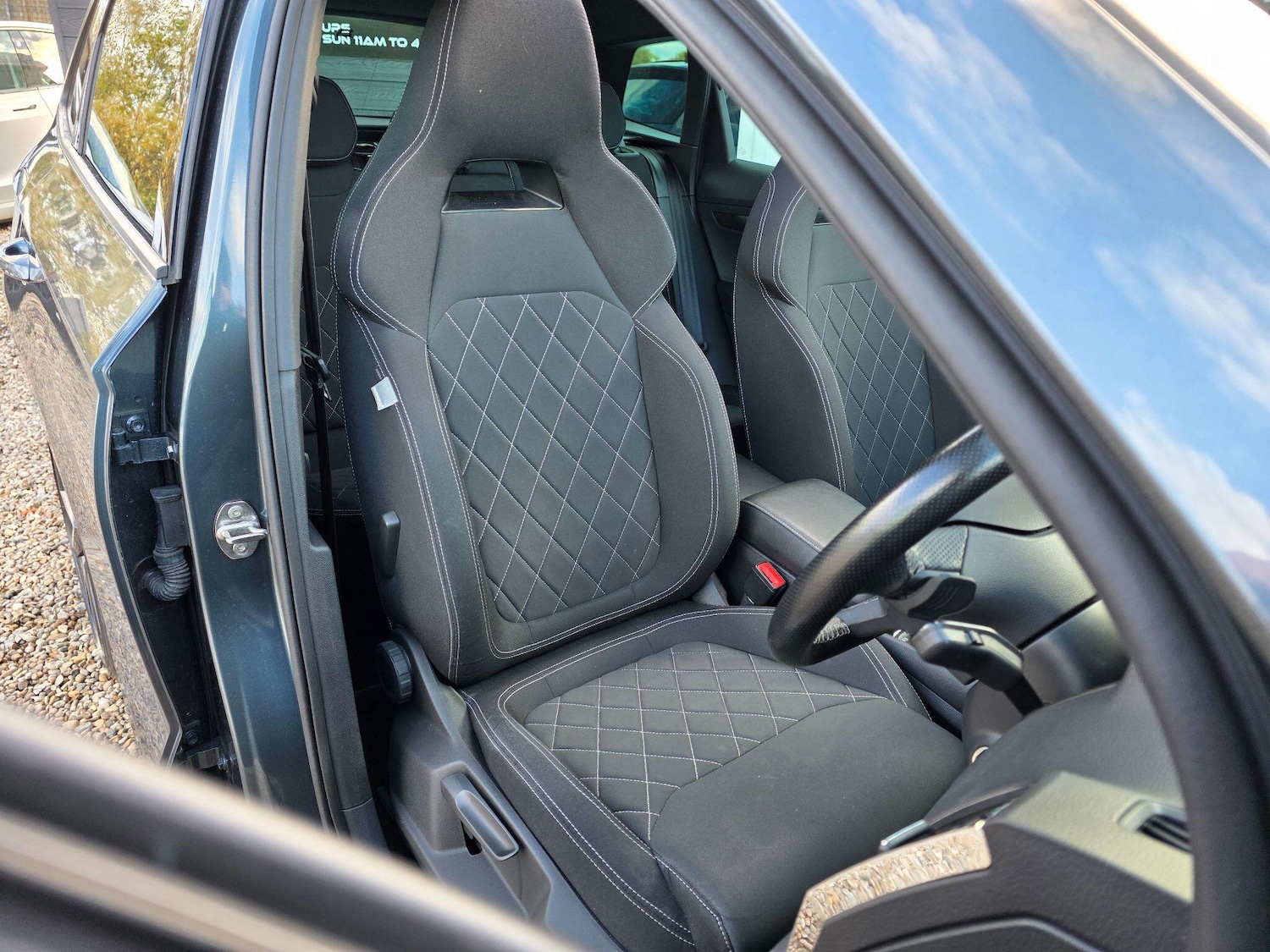 Used Skoda Karoq 2020 for sale - 76599471: Photo 14