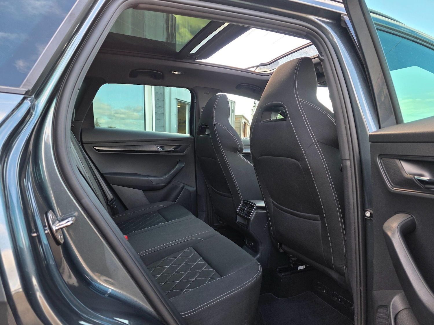 Used Skoda Karoq 2020 for sale - 76599471: Photo 15