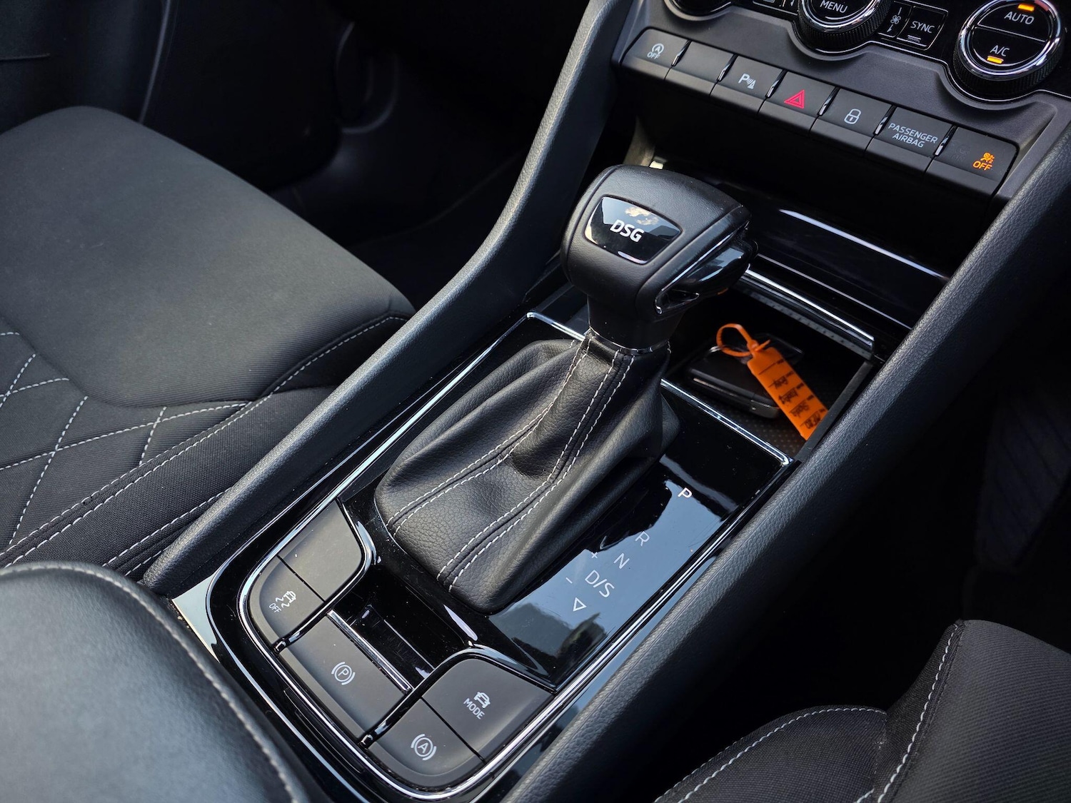 Used Skoda Karoq 2020 for sale - 76599471: Photo 23