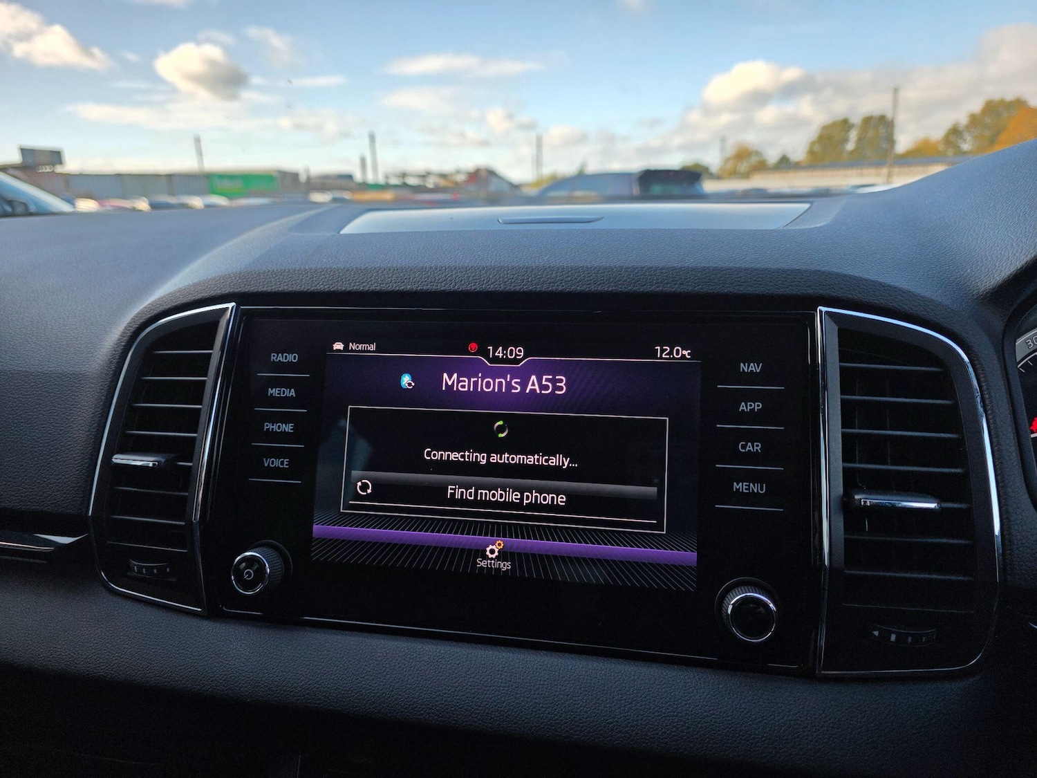 Used Skoda Karoq 2020 for sale - 76599471: Photo 29