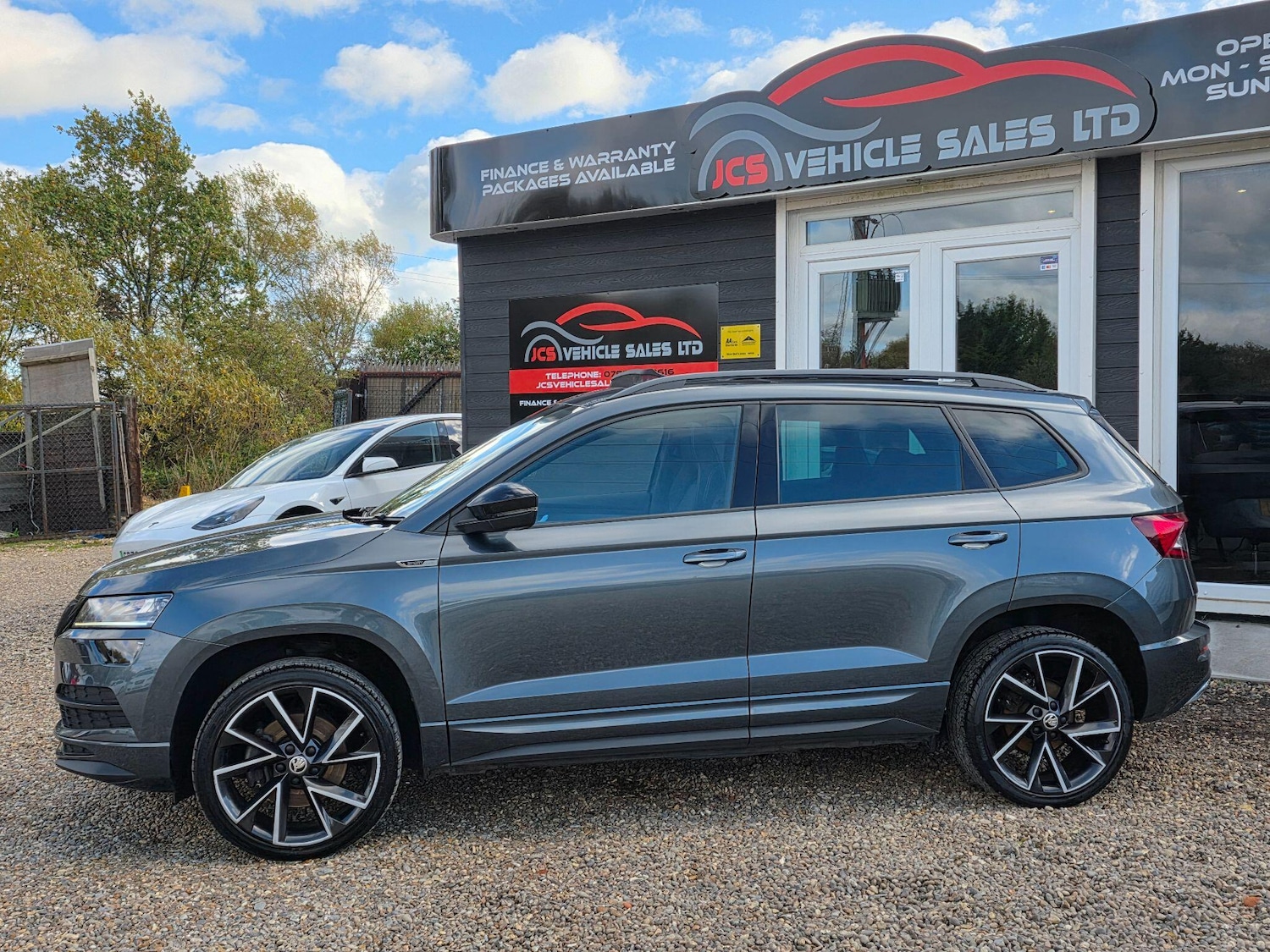 Used Skoda Karoq 2020 for sale - 76599471: Photo 3