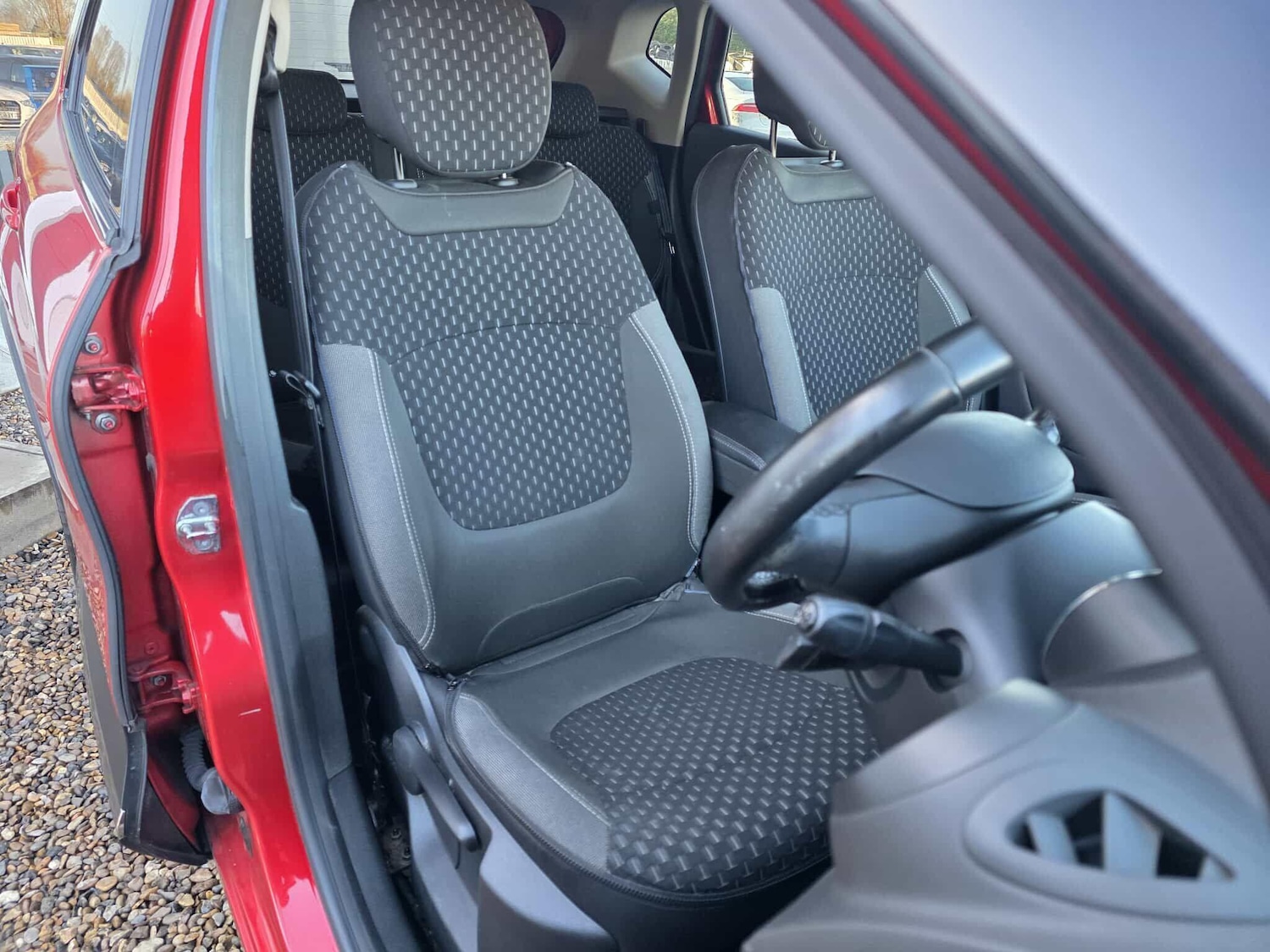 Used Renault Captur 2017 for sale - 76786612: Photo 12