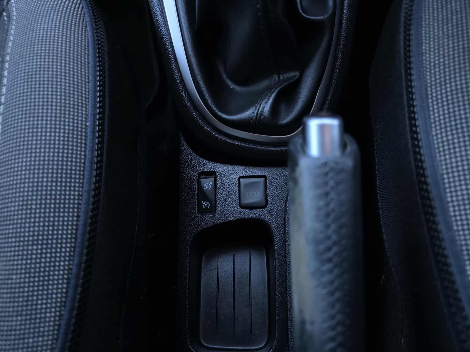 Used Renault Captur 2017 for sale - 76786612: Photo 22