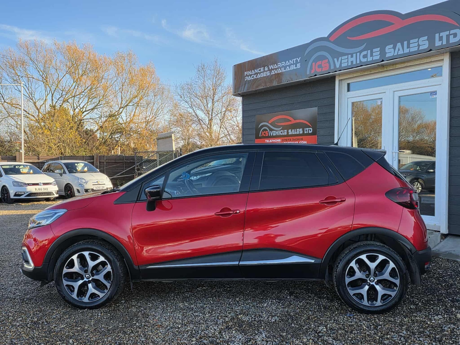 Used Renault Captur 2017 for sale - 76786612: Photo 3