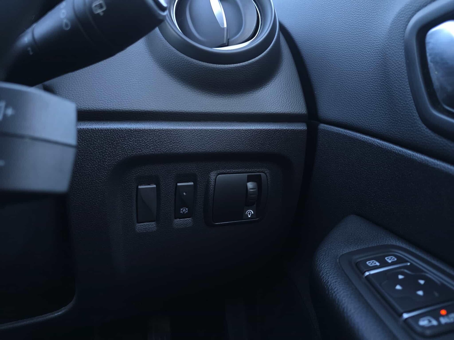 Used Renault Captur 2017 for sale - 76786612: Photo 31