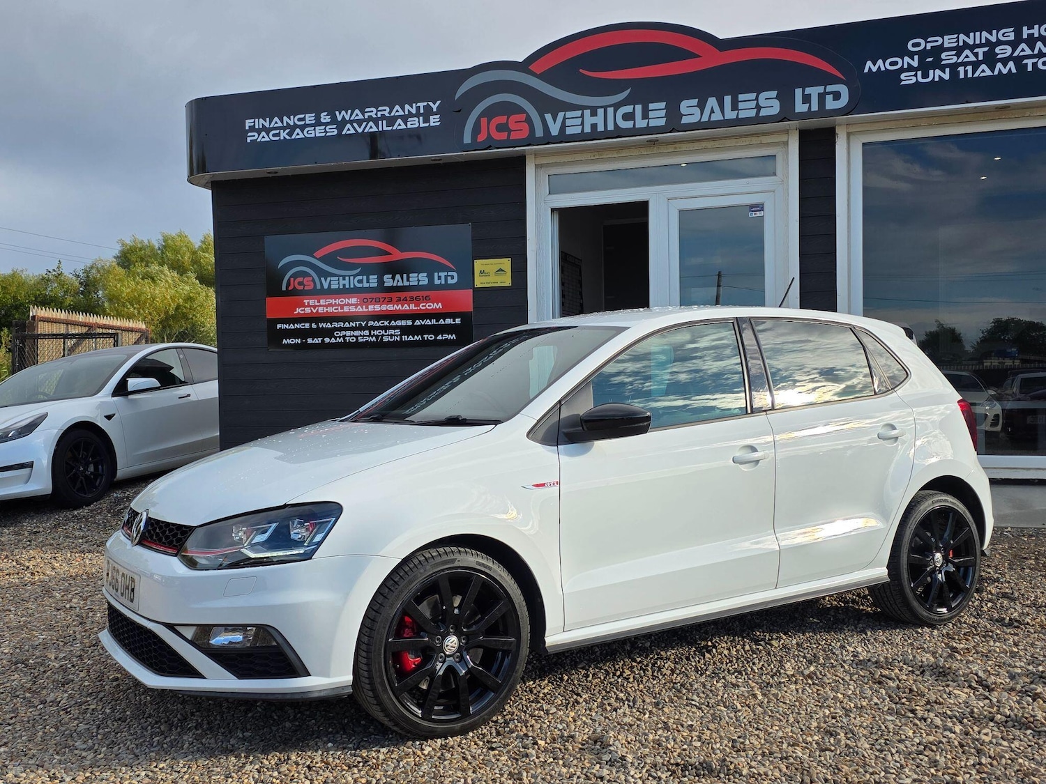 Used Volkswagen Polo 2016 for sale - 76599475: Photo 10