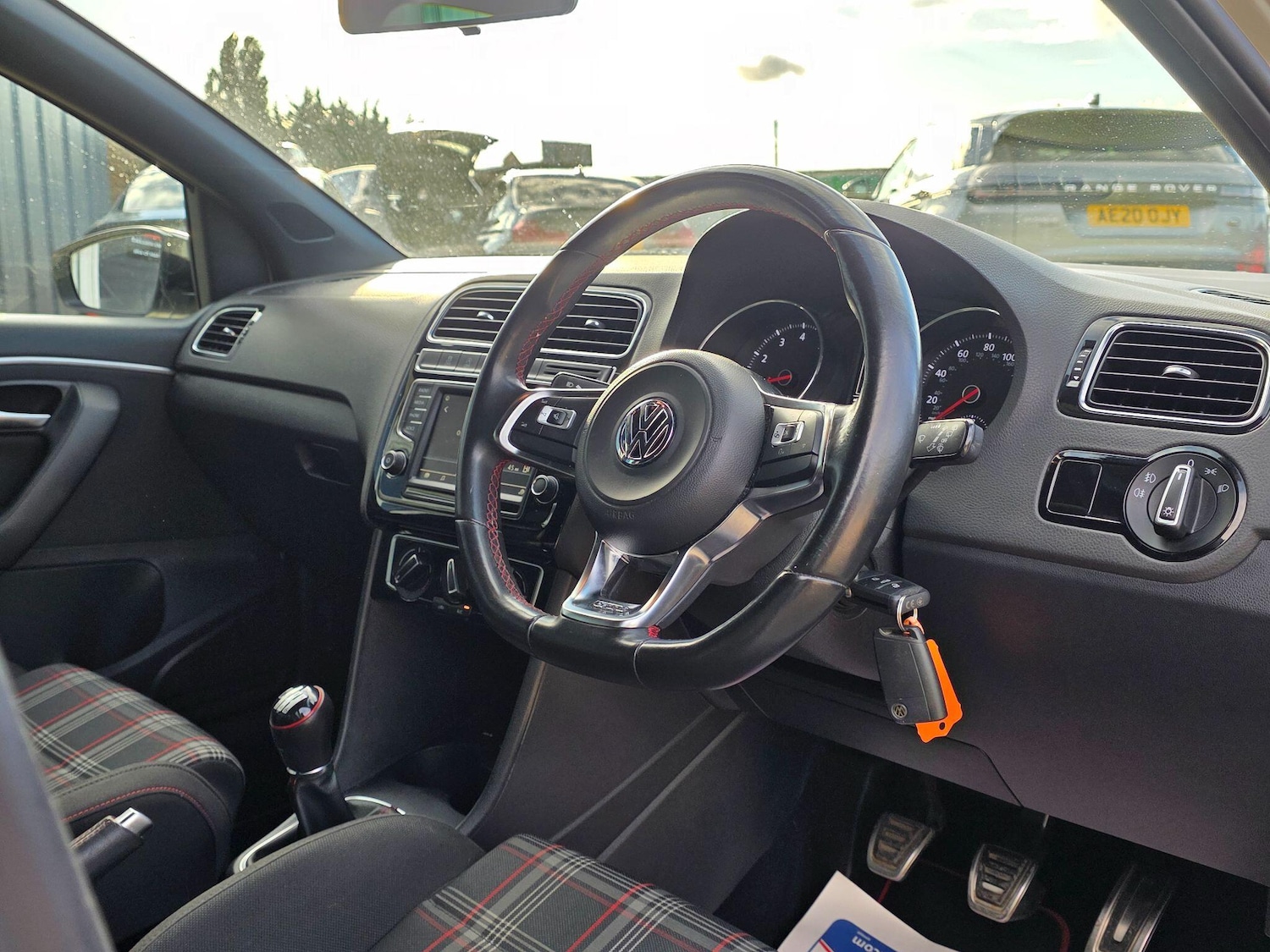 Used Volkswagen Polo 2016 for sale - 76599475: Photo 13