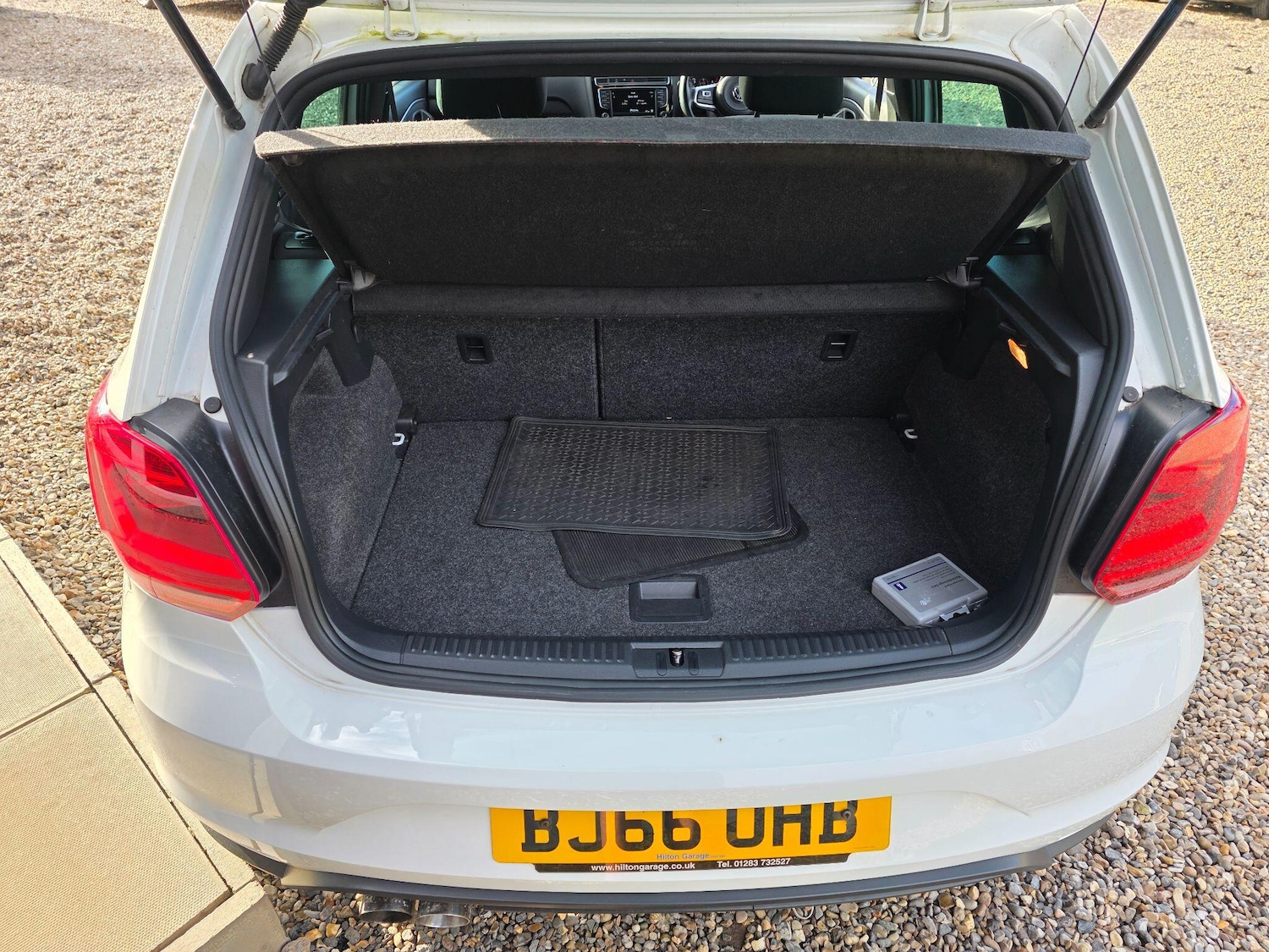 Used Volkswagen Polo 2016 for sale - 76599475: Photo 16