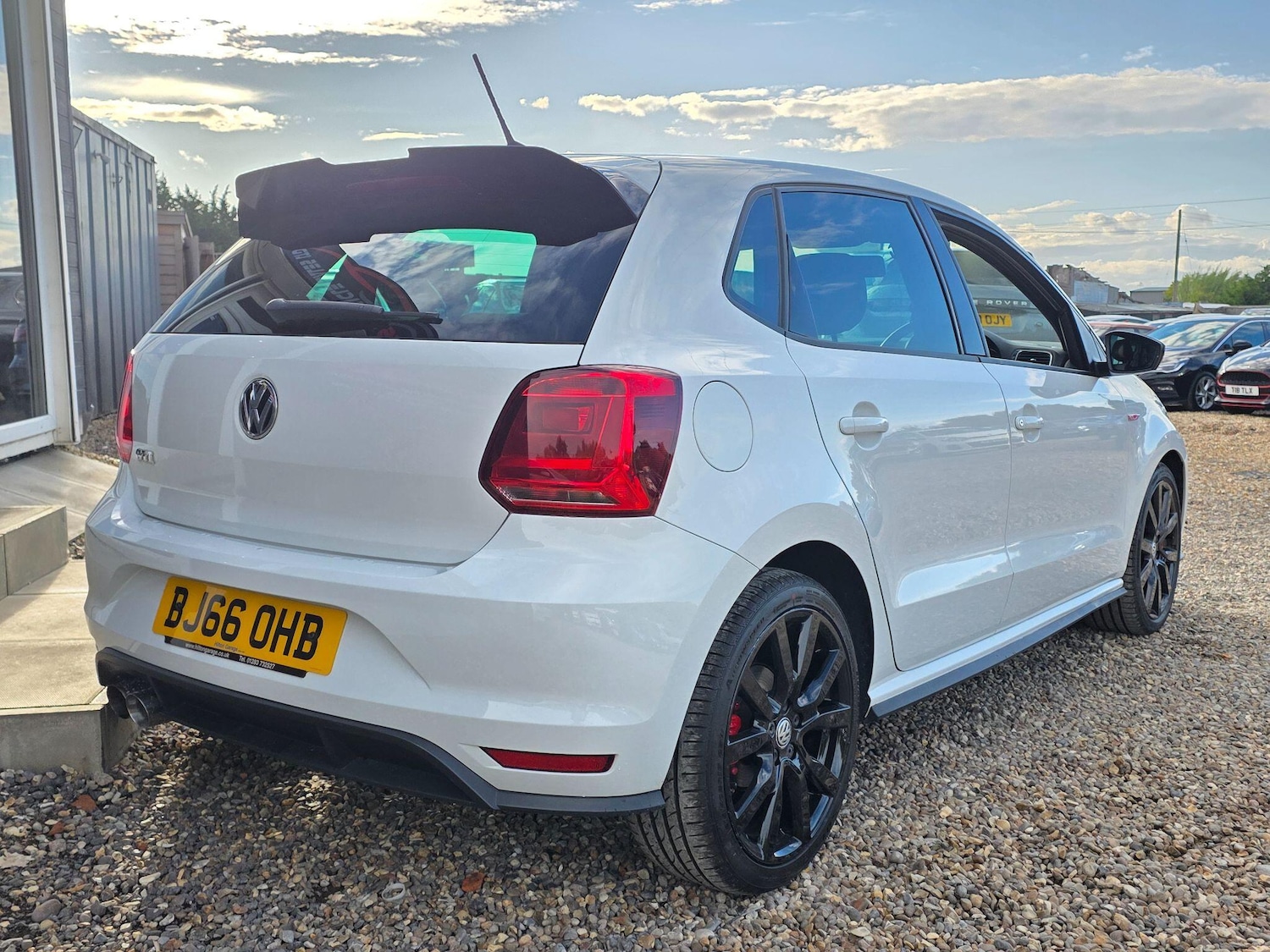 Used Volkswagen Polo 2016 for sale - 76599475: Photo 5