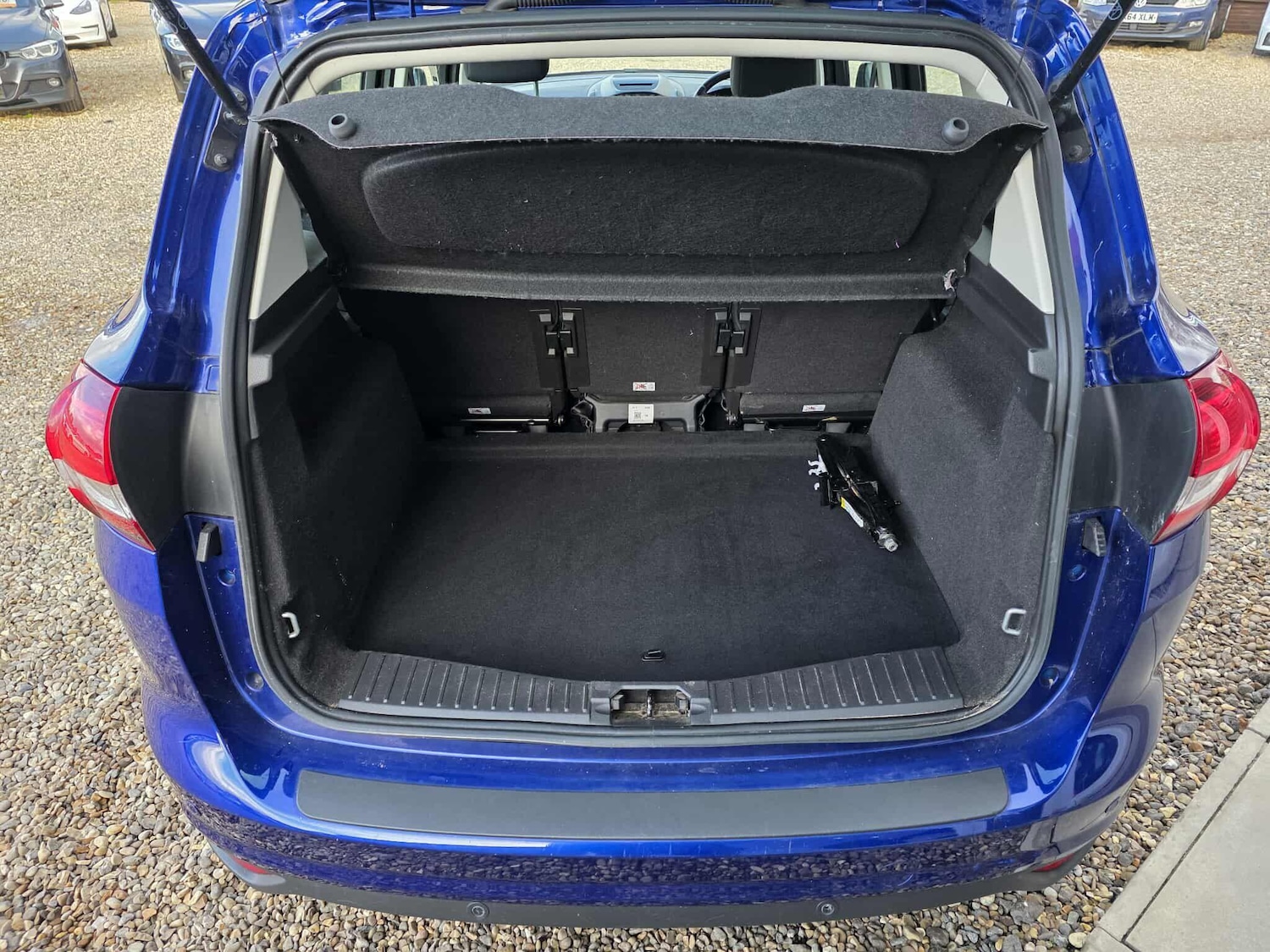 Used Ford C-Max 2017 for sale - 76633867: Photo 16