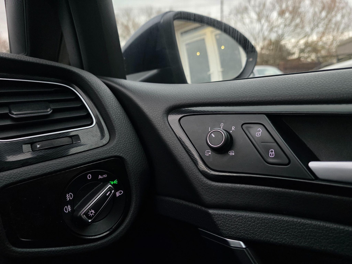 Used Volkswagen Golf 2015 for sale - 76964949: Photo 30