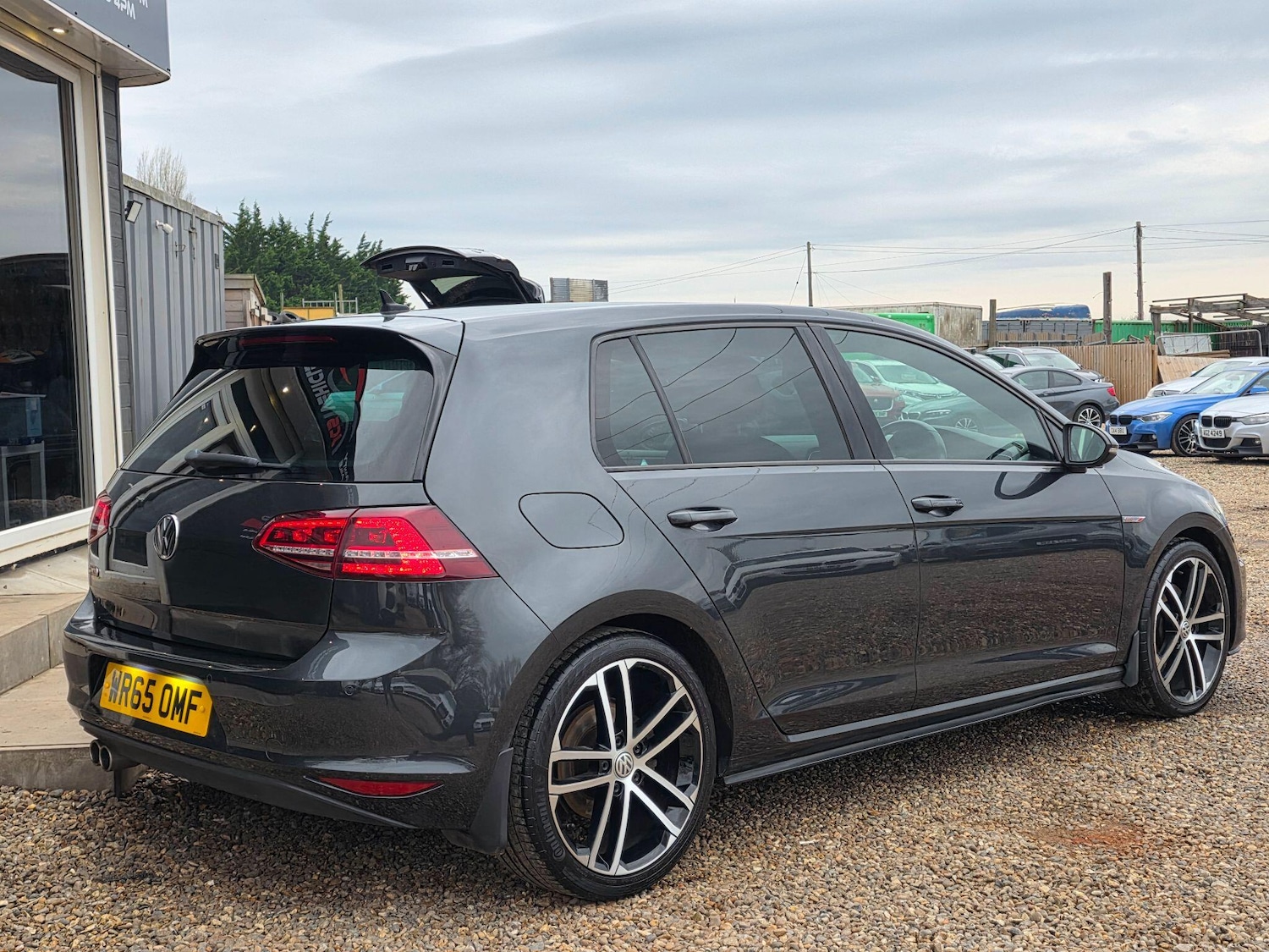 Used Volkswagen Golf 2015 for sale - 76964949: Photo 5
