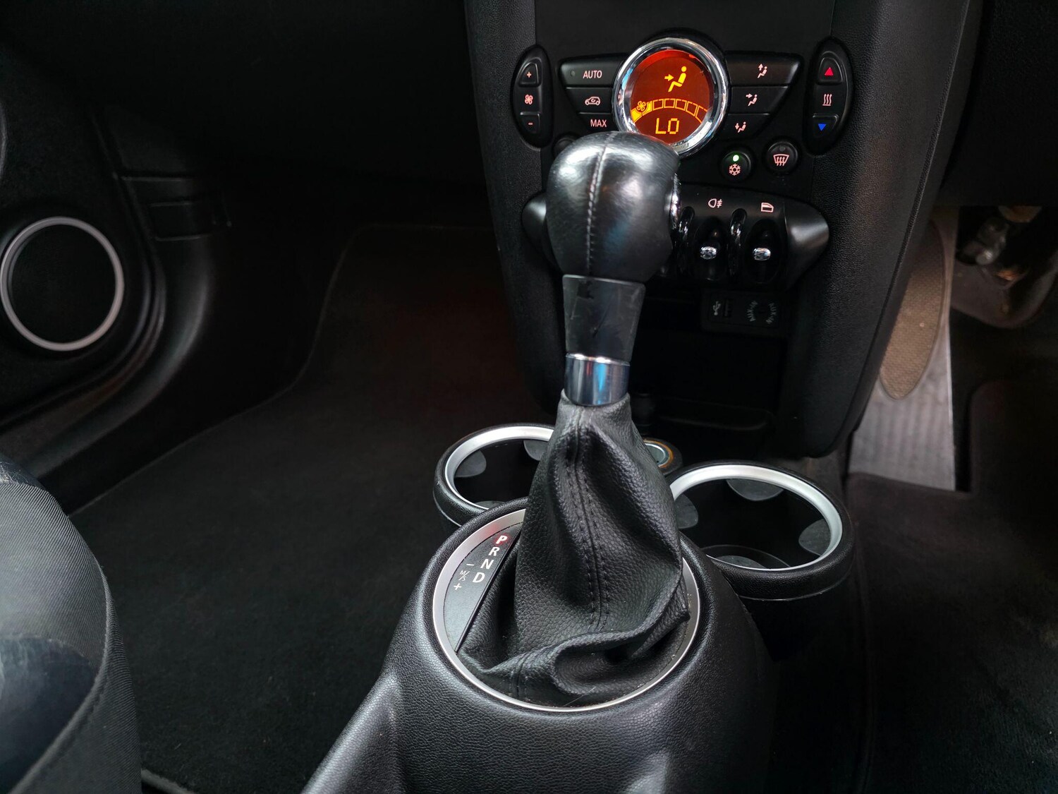 Used MINI Hatch 2011 for sale - 76599455: Photo 20