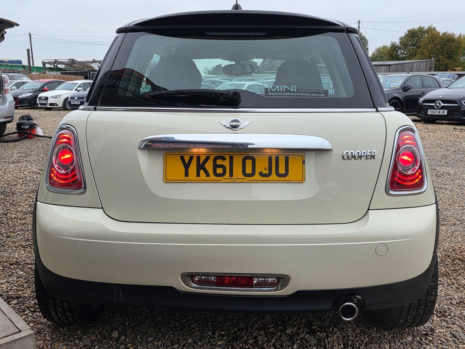 Used MINI Hatch 2011 for sale - 76599455: Photo 6