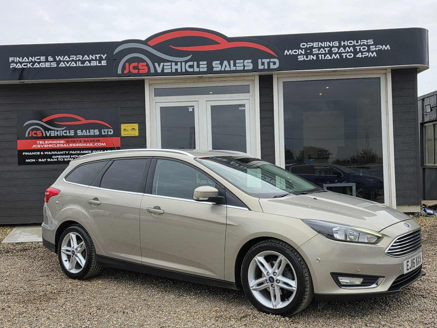 Used Ford Focus 2016 for sale - 76599466: Photo 2