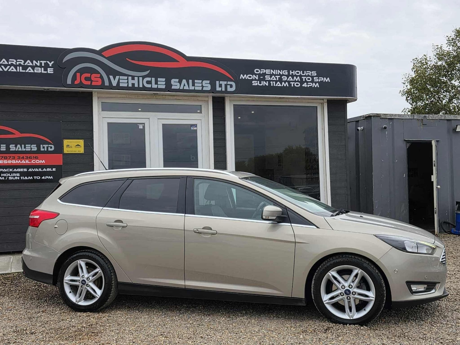 Used Ford Focus 2016 for sale - 76599466: Photo 3