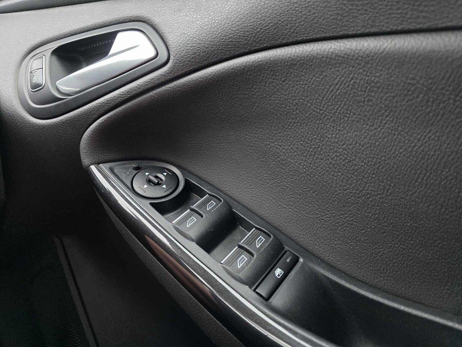 Used Ford Focus 2016 for sale - 76599466: Photo 35