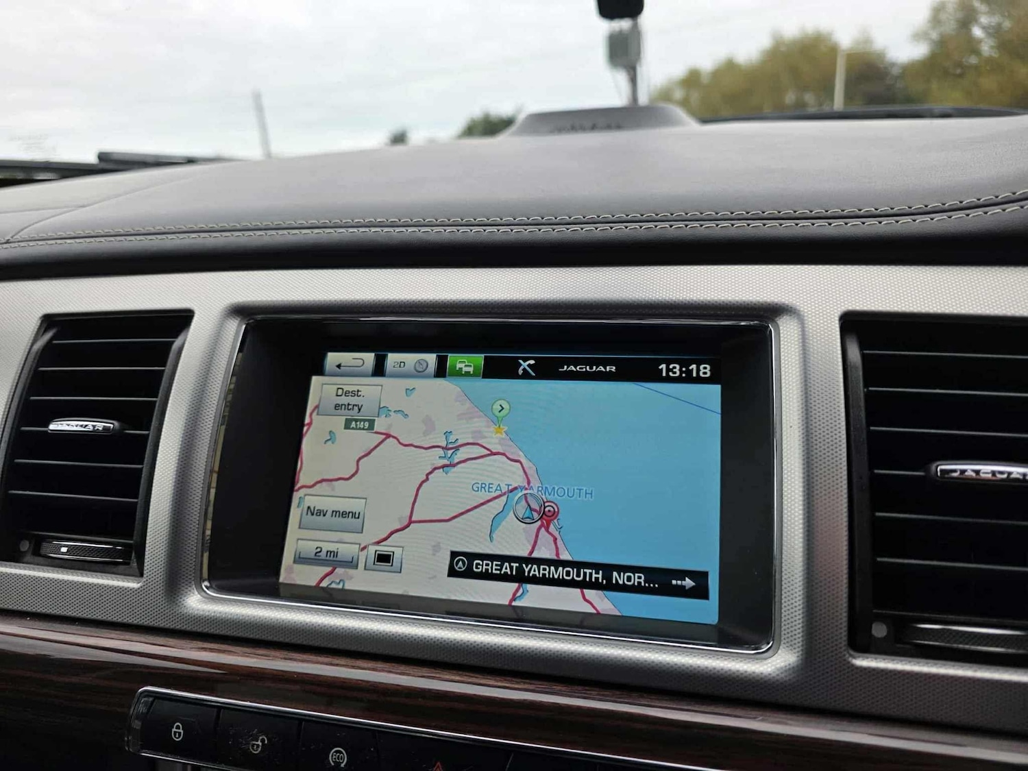 Used Jaguar XF 2014 for sale - 76599428: Photo 25