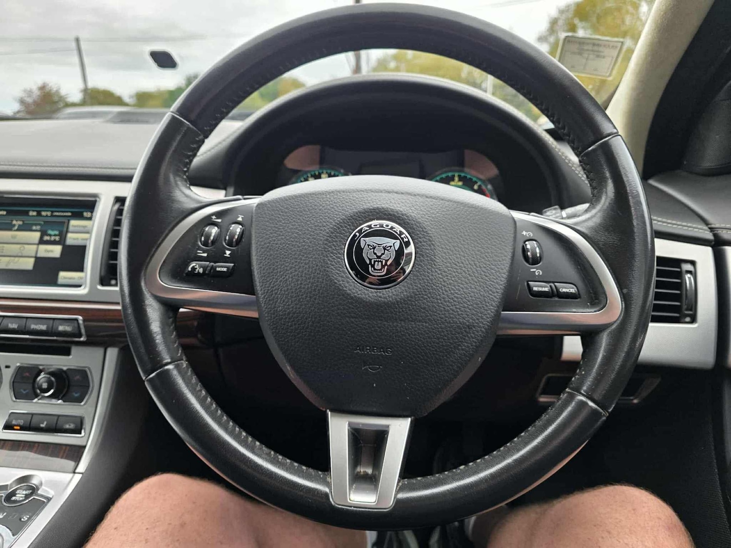 Used Jaguar XF 2014 for sale - 76599428: Photo 35